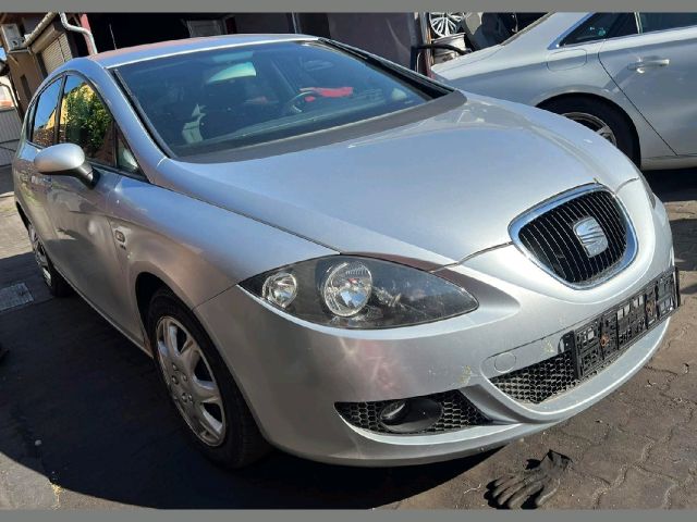 bontott SEAT LEON Csomagtérajtó (Üres lemez)