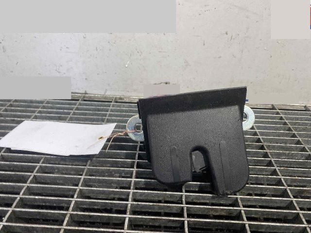 bontott SEAT LEON Csomagtérajtó Ütköző