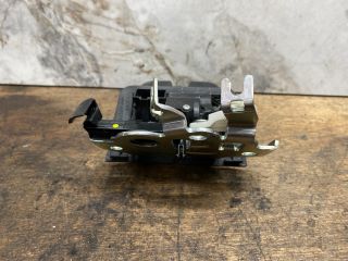 bontott SEAT LEON Csomagtérajtó Zárbetét