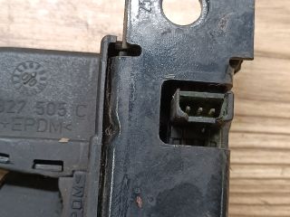 bontott SEAT LEON Csomagtérajtó Zárszerkezet