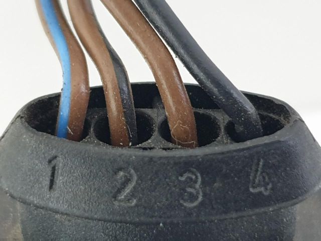 bontott SEAT LEON Csomagtérajtó Zárszerkezet