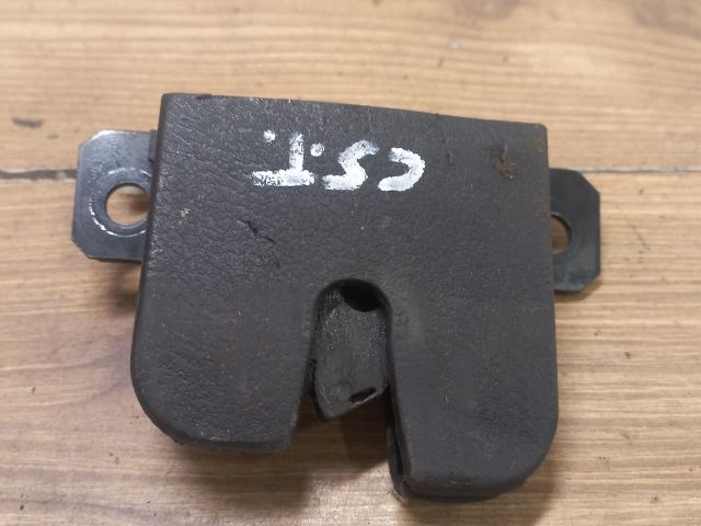 bontott SEAT LEON Csomagtérajtó Zárszerkezet