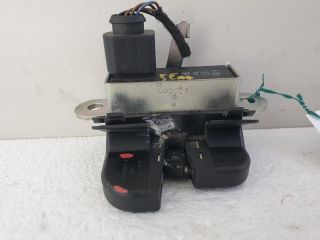 bontott SEAT LEON Csomagtérajtó Zárszerkezet