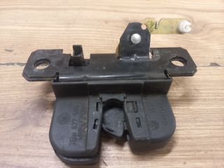 bontott SEAT LEON Csomagtérajtó Zárszerkezet