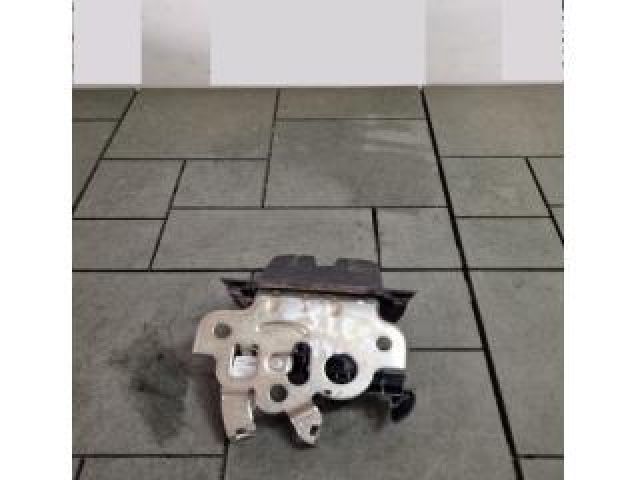 bontott SEAT LEON Csomagtérajtó Zárszerkezet