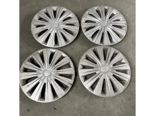 bontott SEAT LEON Dísztárcsa (1 db)