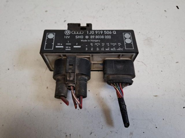 bontott SEAT LEON Előtét Ellenállás Hűtőventilátor