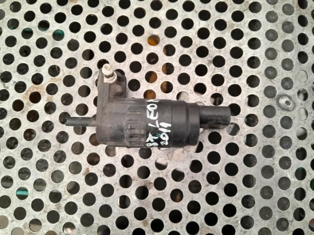 bontott SEAT LEON Első Ablakmosó Szivattyú