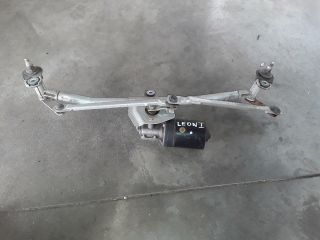 bontott SEAT LEON Első Ablaktörlő Szerkezet Motorral