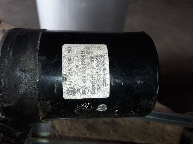 bontott SEAT LEON Első Ablaktörlő Szerkezet Motorral