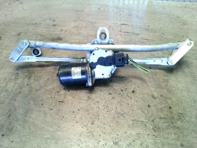 bontott SEAT LEON Első Ablaktörlő Szerkezet Motorral