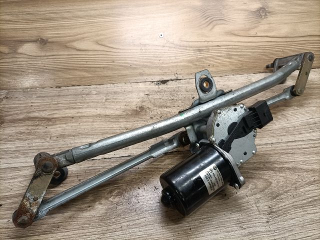 bontott SEAT LEON Első Ablaktörlő Szerkezet Motorral