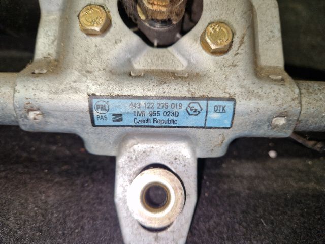 bontott SEAT LEON Első Ablaktörlő Szerkezet Motorral