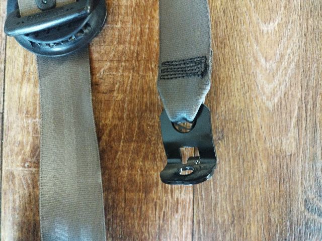 bontott SEAT LEON Első Biztonsági Öv Pár (Feszítővel)