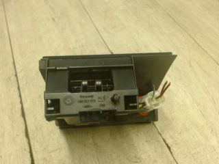 bontott SEAT LEON Első Hamutartó