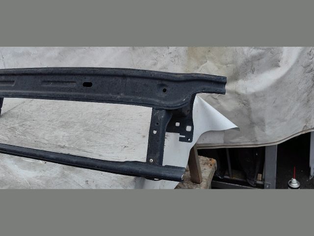 bontott SEAT LEON Első Lökhárító Merevítő (Fém)