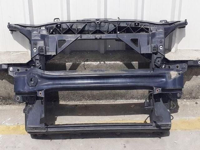 bontott SEAT LEON Első Lökhárító Merevítő (Fém)