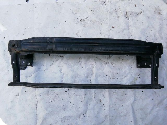 bontott SEAT LEON Első Lökhárító Merevítő (Fém)