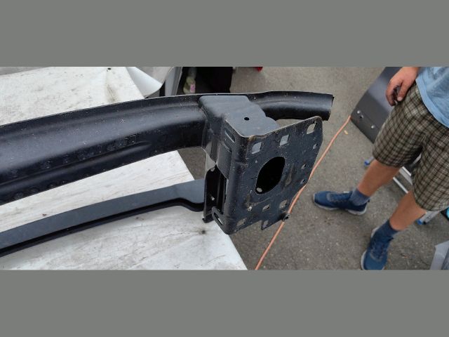 bontott SEAT LEON Első Lökhárító Merevítő (Fém)