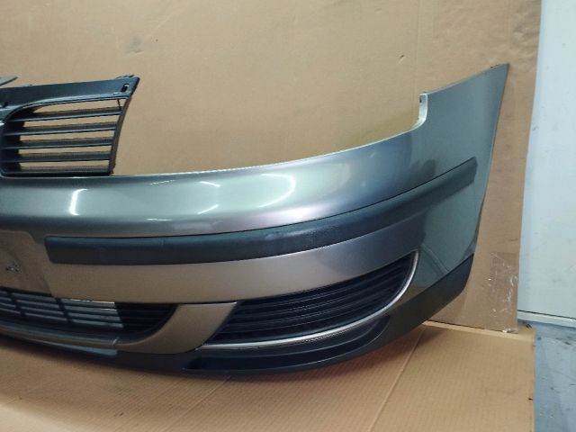 bontott SEAT LEON Első Lökhárító (Részeivel)