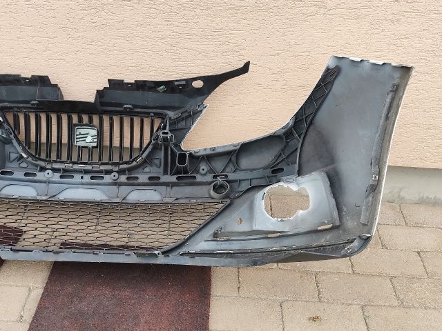 bontott SEAT LEON Első Lökhárító (Részeivel)