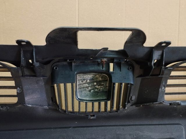 bontott SEAT LEON Első Lökhárító (Részeivel)