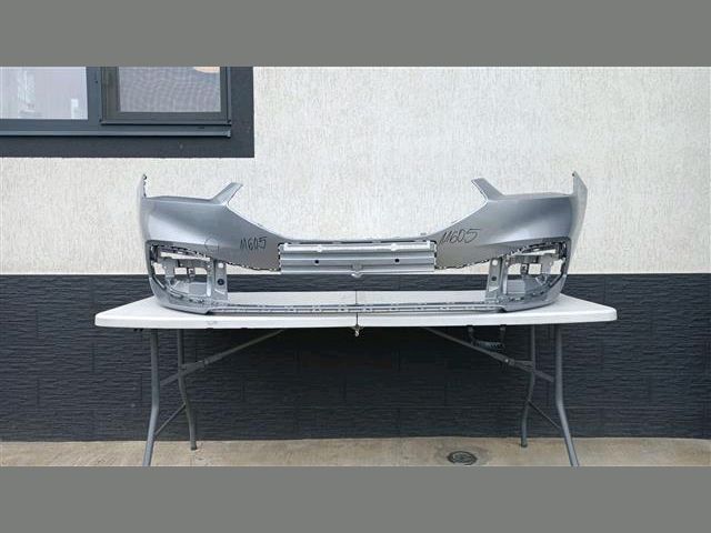 bontott SEAT LEON Első Lökhárító (Részeivel)