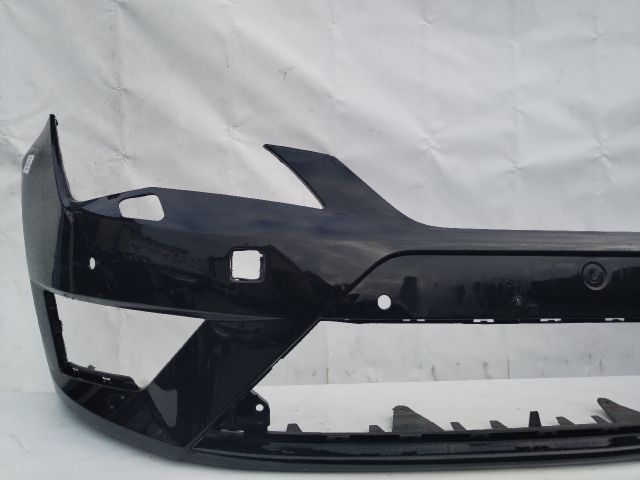 bontott SEAT LEON Első Lökhárító (Üresen)