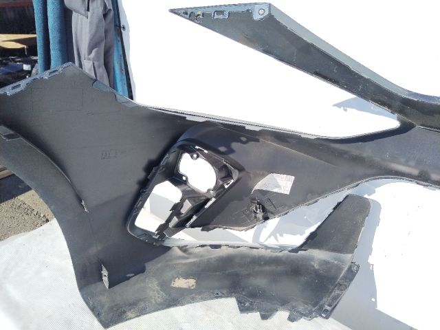 bontott SEAT LEON Első Lökhárító (Üresen)