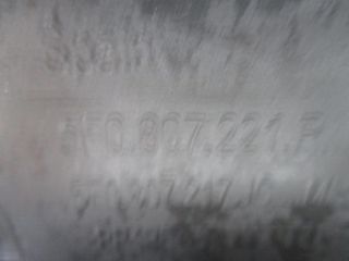 bontott SEAT LEON Első Lökhárító (Üresen)