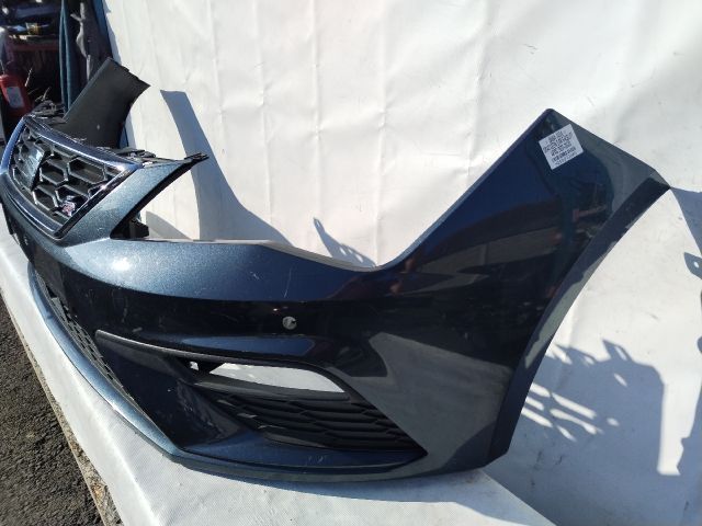 bontott SEAT LEON Első Lökhárító (Üresen)