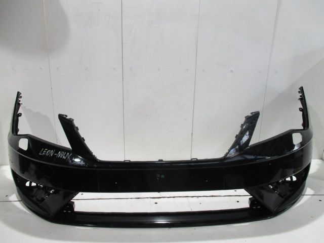 bontott SEAT LEON Első Lökhárító (Üresen)