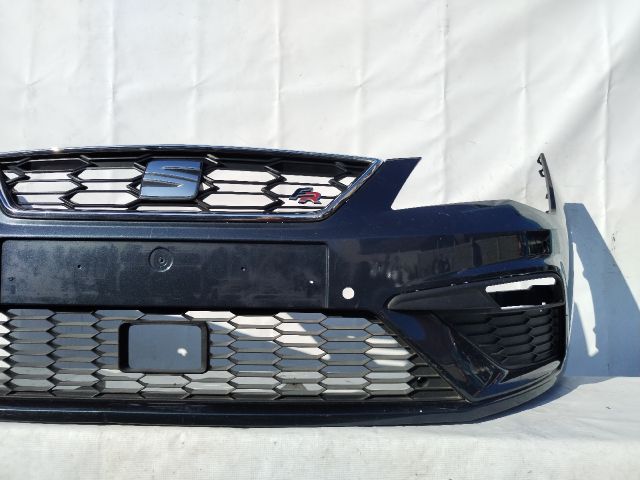 bontott SEAT LEON Első Lökhárító (Üresen)