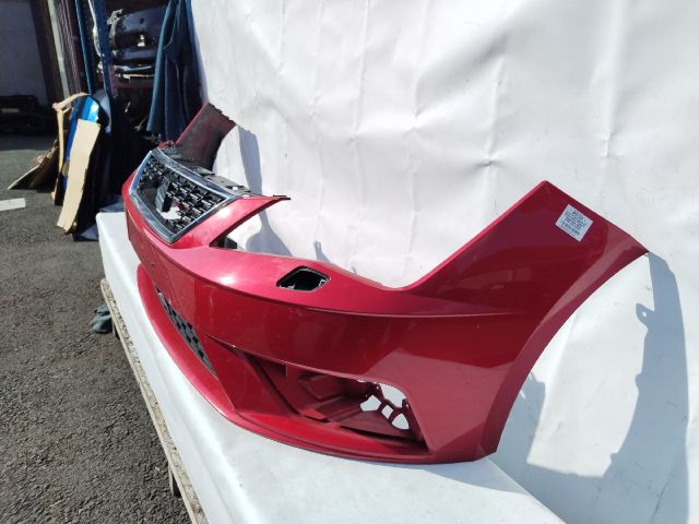 bontott SEAT LEON Első Lökhárító (Üresen)