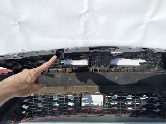 bontott SEAT LEON Első Lökhárító (Üresen)