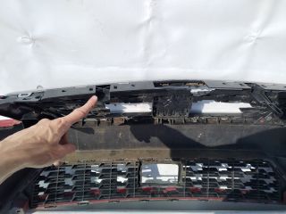 bontott SEAT LEON Első Lökhárító (Üresen)