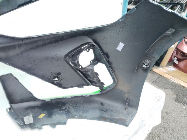 bontott SEAT LEON Első Lökhárító (Üresen)