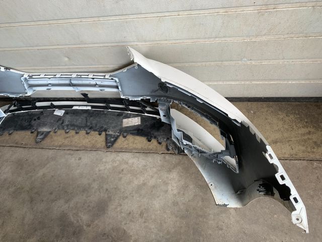 bontott SEAT LEON Első Lökhárító (Üresen)