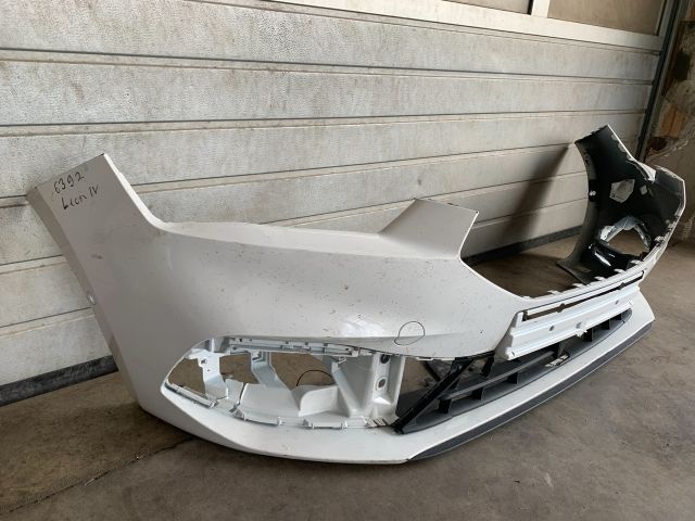 bontott SEAT LEON Első Lökhárító (Üresen)