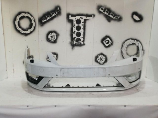 bontott SEAT LEON Első Lökhárító (Üresen)