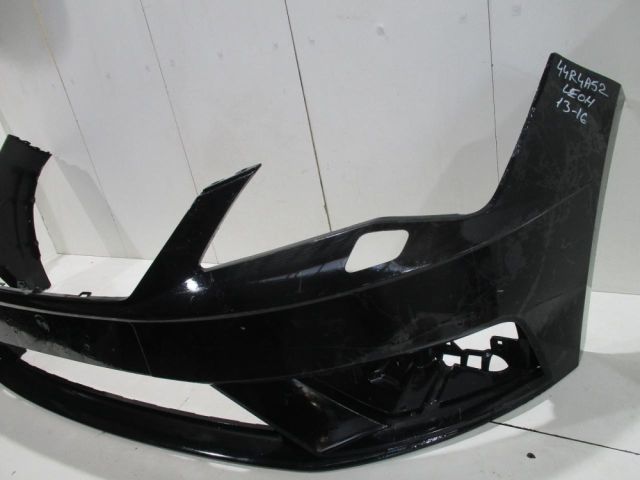 bontott SEAT LEON Első Lökhárító (Üresen)