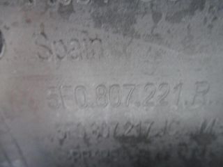 bontott SEAT LEON Első Lökhárító (Üresen)