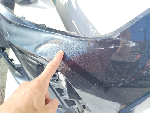 bontott SEAT LEON Első Lökhárító (Üresen)