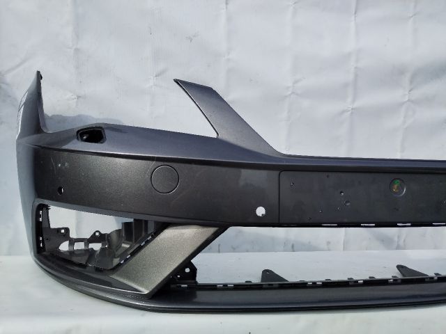 bontott SEAT LEON Első Lökhárító (Üresen)