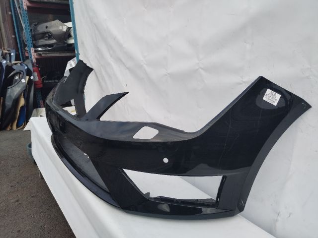 bontott SEAT LEON Első Lökhárító (Üresen)