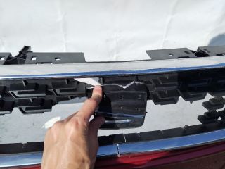 bontott SEAT LEON Első Lökhárító (Üresen)