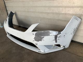 bontott SEAT LEON Első Lökhárító (Üresen)