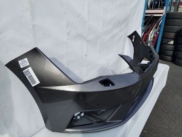 bontott SEAT LEON Első Lökhárító (Üresen)