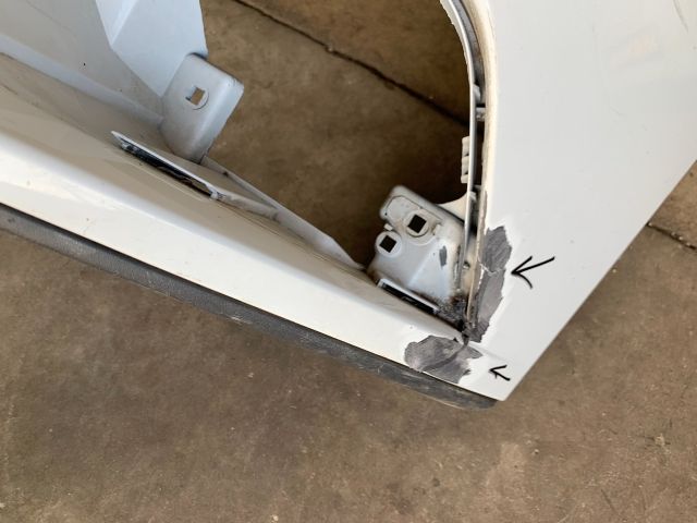 bontott SEAT LEON Első Lökhárító (Üresen)