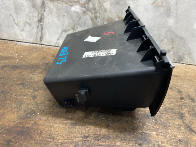 bontott SEAT LEON Első Tároló Rekesz